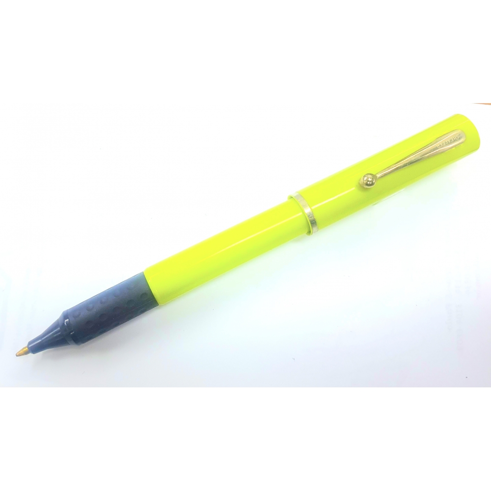 Sheaffer Nononsense - verde abacate