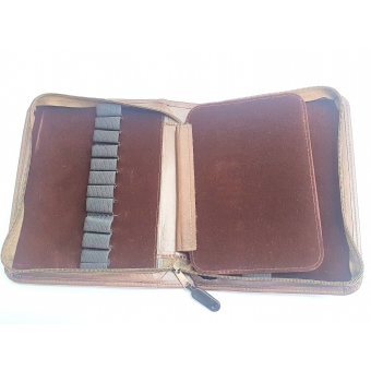 Estojo 24 peças sintético