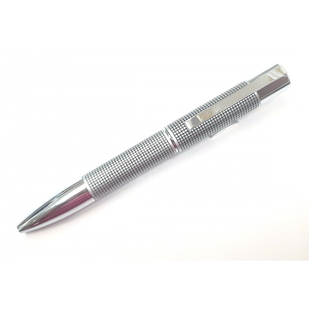 Daniel Hechter Media - quadriculada